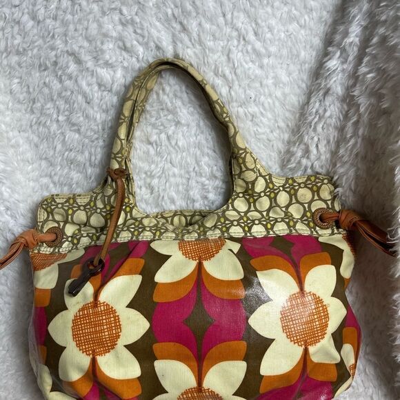 Fossil Key-Per Coated Canvas Floral Large Tote Bag With Key top magnetic closure - Picture 2 of 14